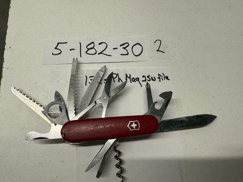 Victoinox tool champ - 13,